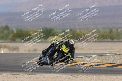 media/Oct-08-2023-CVMA (Sun) [[dbfe88ae3c]]/Race 5 Amateur Supersport Open/